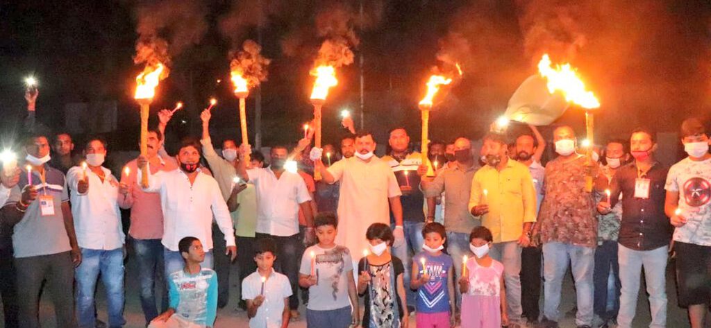 Fighting with Coronavirus in India: An Epidemic Festival