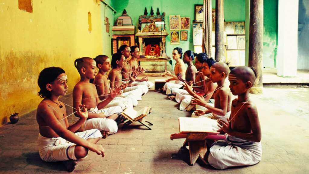 Bizarre Indian Village, Where People Only Speak the Sanskrit Language
