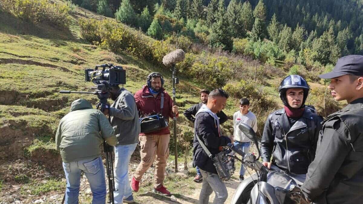 fixer in jammu and kashmir india film production